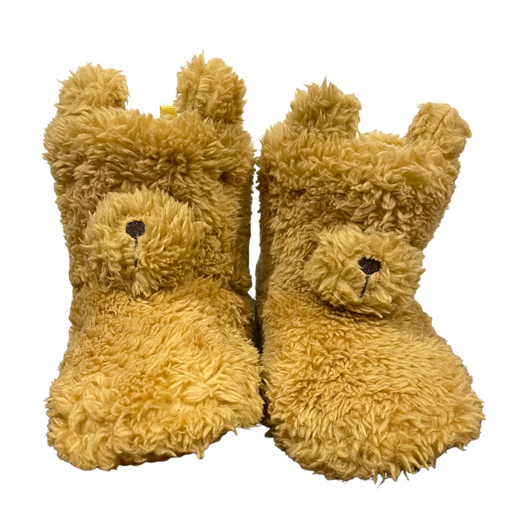 Brenna Bear Gap slippers, never used but the tag is no longer soneiionekbb